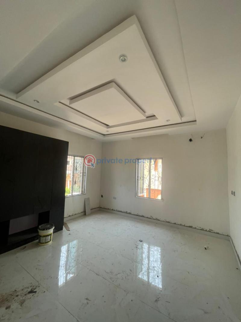 4 bedroom Detached Duplex For Sale Adebajo Street New Bodija Ibadan Oyo - 9