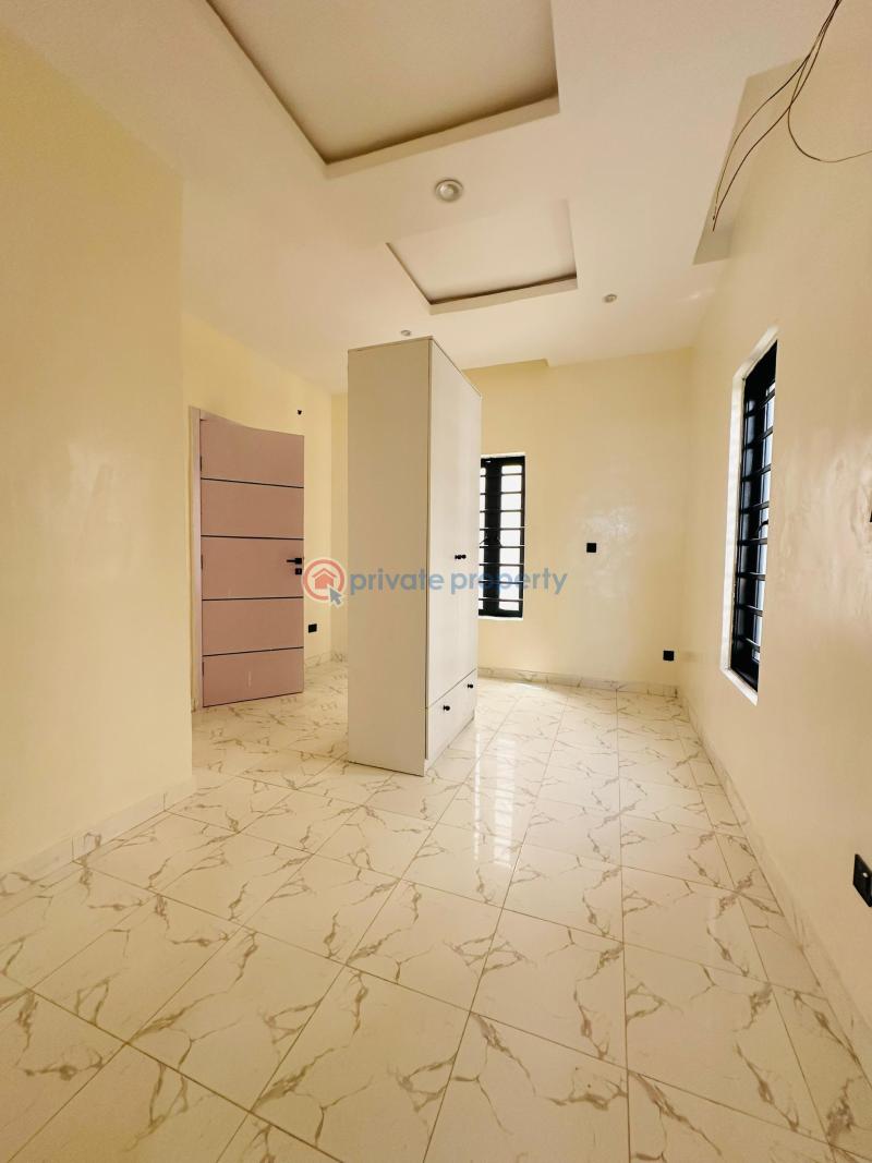 4 bedroom Detached Duplex For Sale Magodo GRA Phase 2 Kosofe/Ikosi Lagos - 5