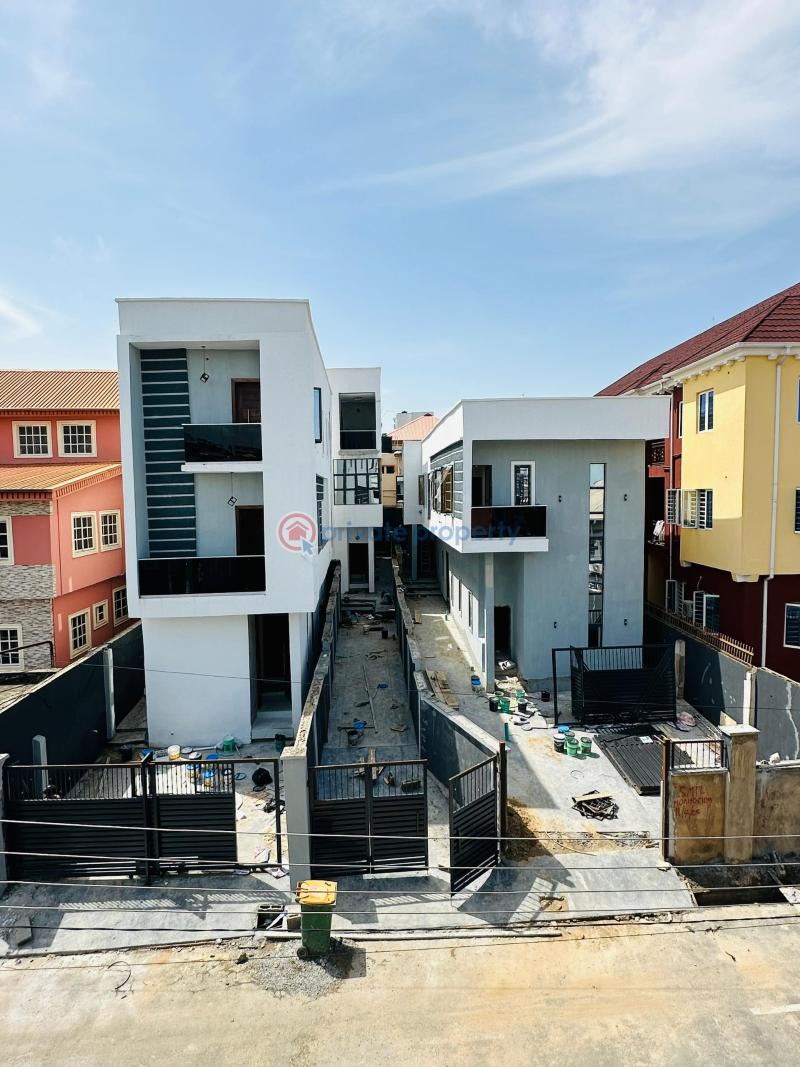 4 bedroom Detached Duplex For Sale Magodo GRA Phase 2 Kosofe/Ikosi Lagos - 0