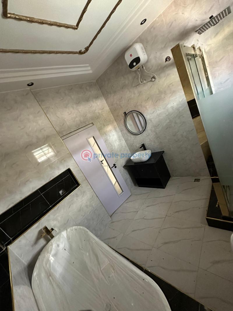 4 bedroom Detached Duplex For Sale New Bodija Ibadan Oyo - 12