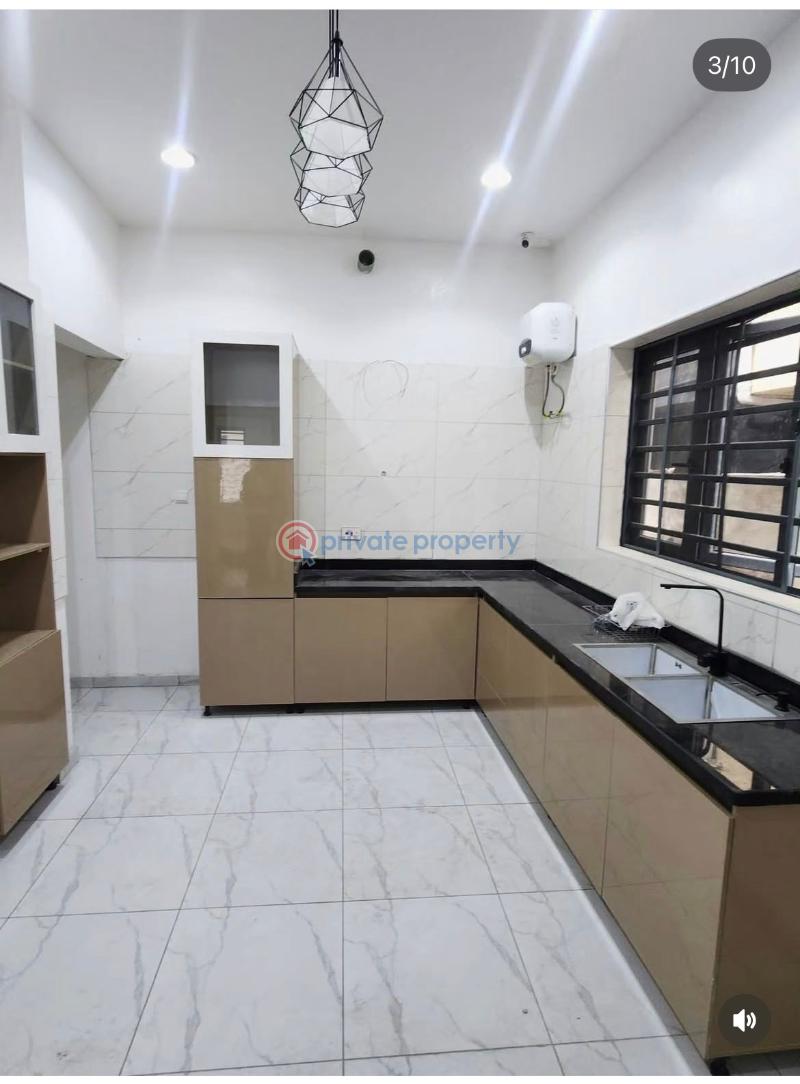4 bedroom Detached Duplex For Sale Surulere Lagos - 7