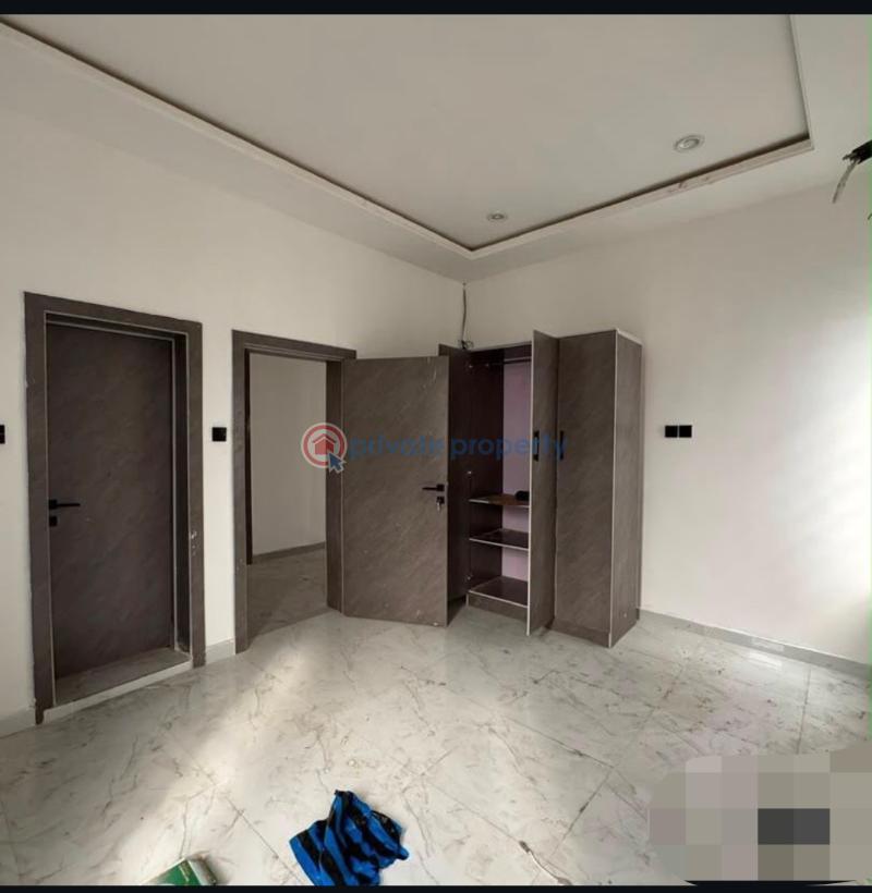 4 bedroom Detached Duplex For Sale Gbagada Lagos - 10