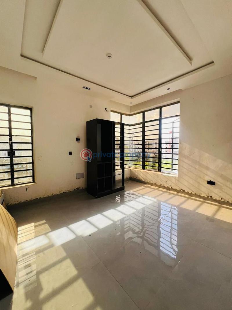 4 bedroom Detached Duplex For Sale Surulere Lagos - 5