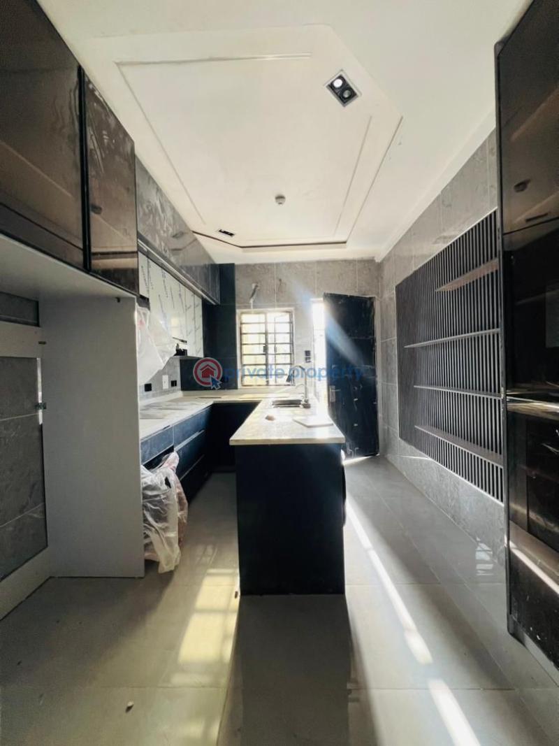 4 bedroom Detached Duplex For Sale Surulere Lagos - 13