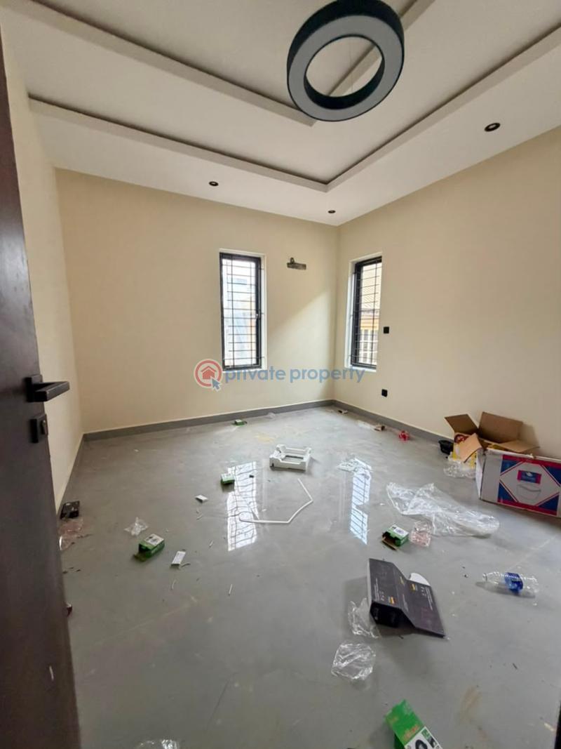 4 bedroom Detached Duplex For Sale Magodo GRA Phase 1 Ojodu Lagos - 2