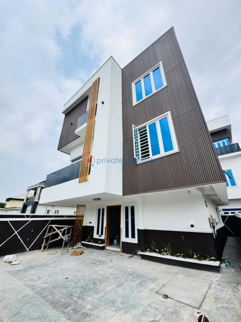 4 bedroom Detached Duplex For Sale Gbagada Central Gbagada Lagos - 1