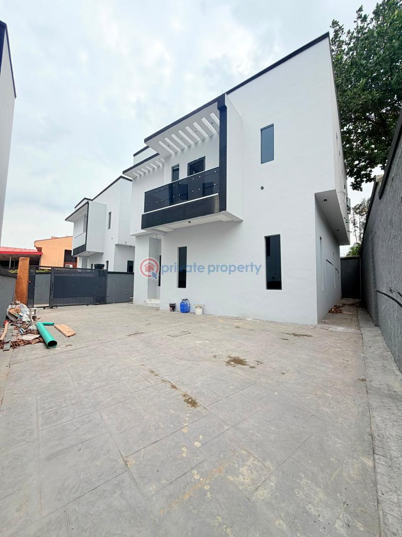 4 bedroom Detached Duplex For Sale Omole Phase 1 Ojodu Lagos - 1