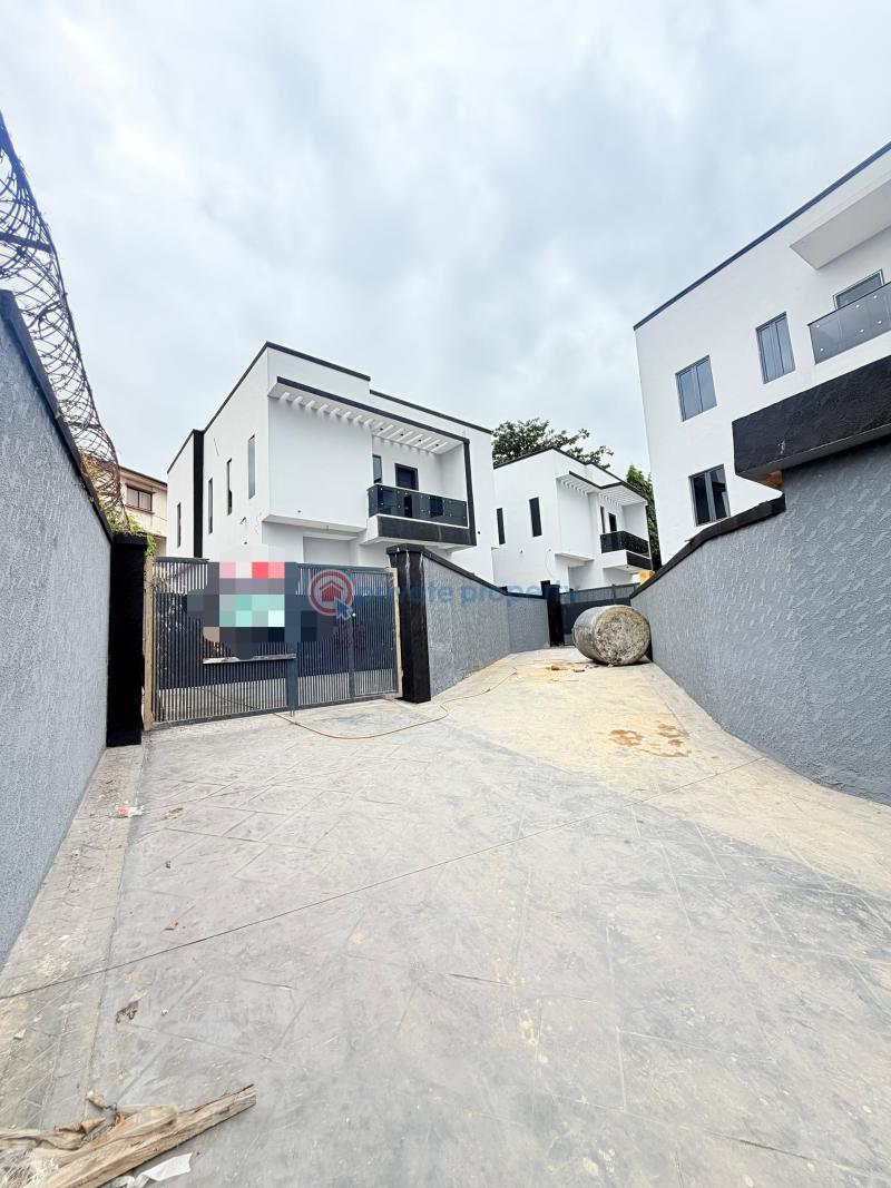 4 bedroom Detached Duplex For Sale Omole Phase 1 Ojodu Lagos - 5