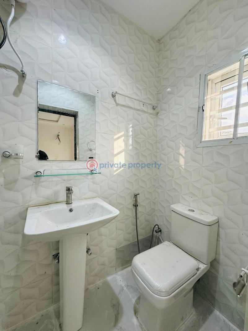 4 bedroom House For Sale Omole Phase 2 Ojodu Lagos - 5