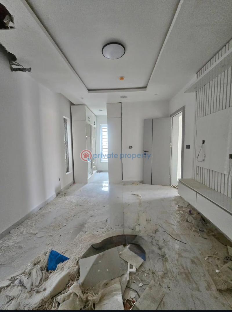 4 bedroom Detached Duplex For Sale Gbagada Lagos - 5