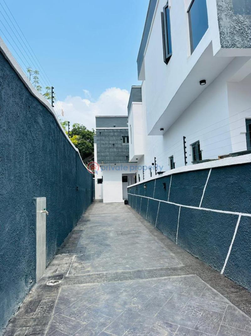4 bedroom Detached Duplex For Sale Berger Ojodu Lagos - 5