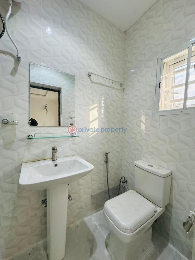 4 bedroom Detached Duplex For Sale Omole Phase 2 Ojodu Lagos - 7