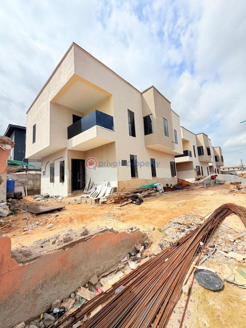4 bedroom Detached Duplex For Sale Gbagada Lagos - 3