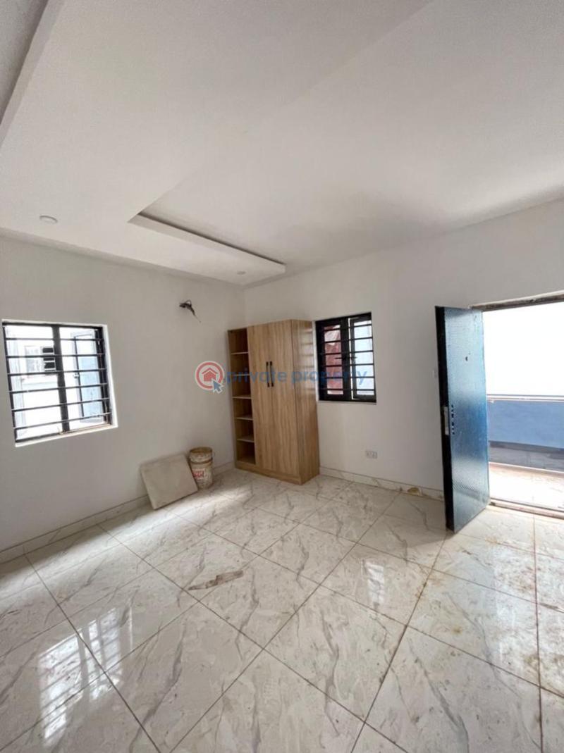 4 bedroom Detached Duplex For Sale Anthony Village Maryland Lagos - 5