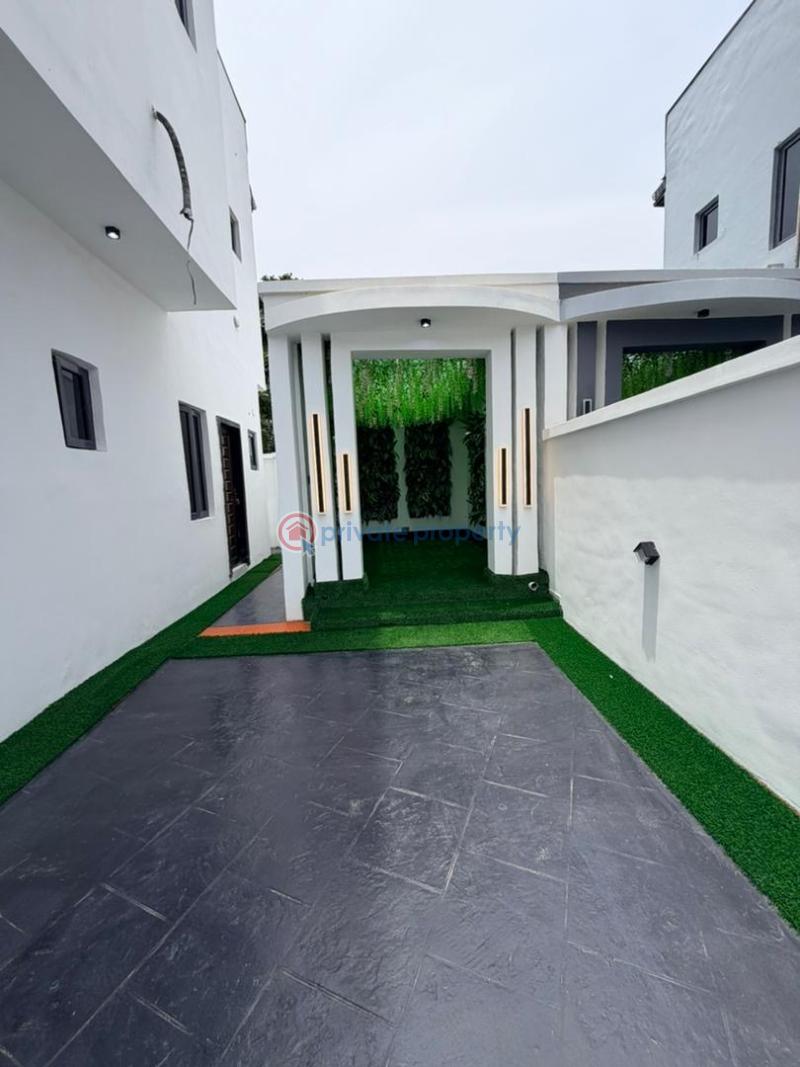 4 bedroom Detached Duplex For Sale Gra Scheme Oko Oba Agege Lagos - 5