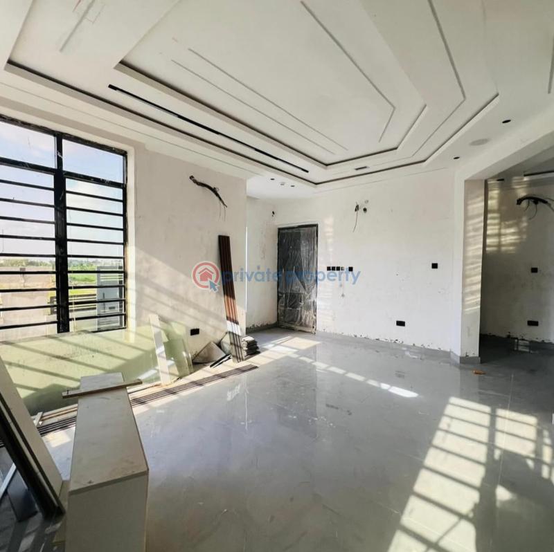 4 bedroom Detached Duplex For Sale Surulere, Lagos Adeniran Ogunsanya Surulere Lagos - 10