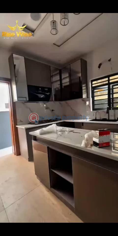 4 bedroom Detached Duplex For Sale Phase 1 Magodo Kosofe/Ikosi Lagos - 4