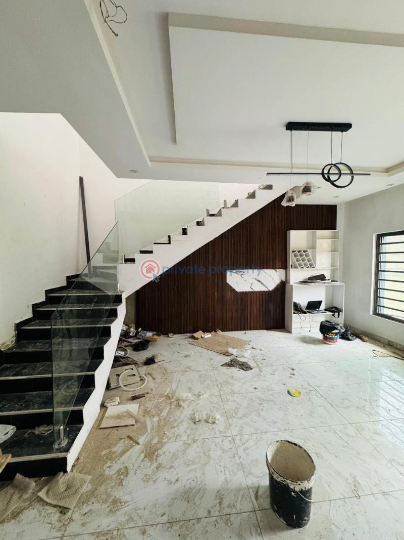 4 bedroom Detached Duplex For Sale Carlton Gate Estate Akobo Ibadan Oyo - 9