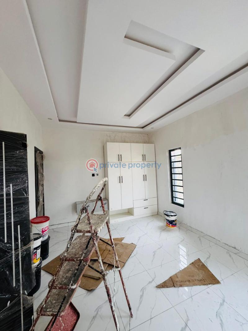 4 bedroom Detached Duplex For Sale Carlton Gate Estate Akobo Ibadan Oyo - 8