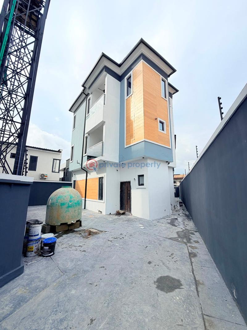 4 bedroom Detached Duplex For Sale Gbagada Lagos - 3
