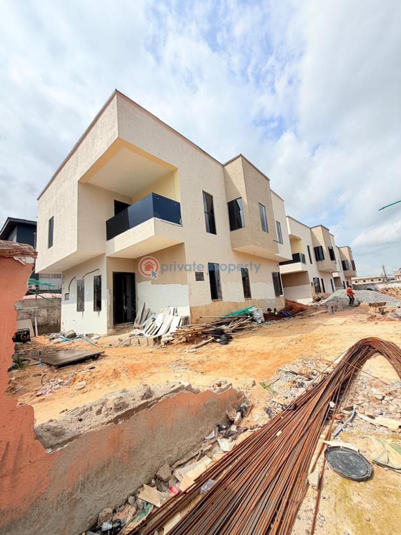 4 bedroom Detached Duplex For Sale Gbagada Lagos - 0