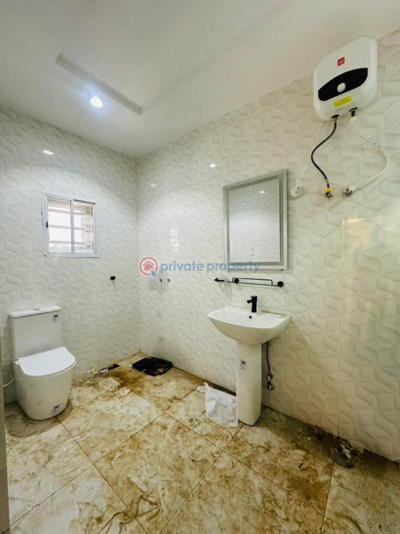 4 bedroom Detached Duplex For Sale Omole Phase 2 Ojodu Lagos - 10