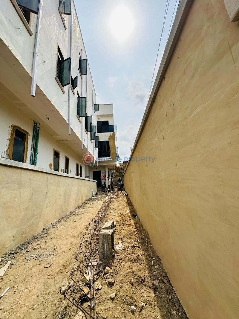 4 bedroom House For Sale Magodo Kosofe/Ikosi Lagos - 11