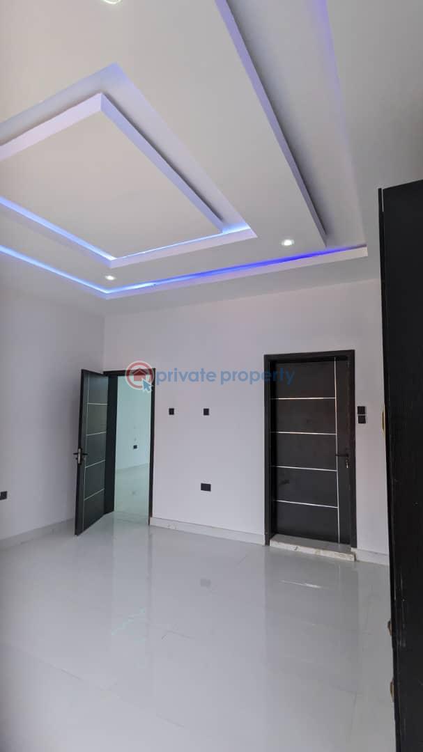 4 bedroom Detached Duplex For Sale Sunbeam Area New Bodija Ibadan Oyo - 8