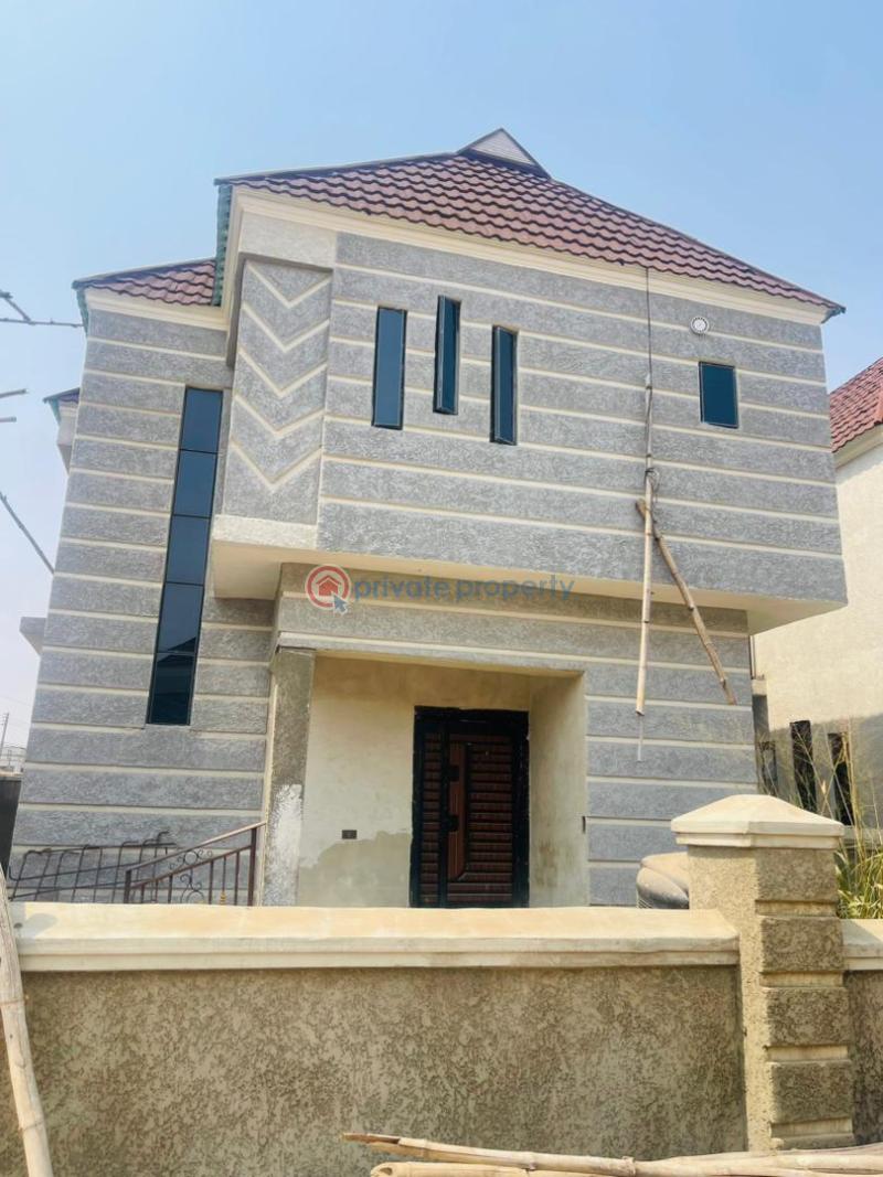 4 bedroom Detached Duplex For Sale Adebajo Street New Bodija Ibadan Oyo - 3