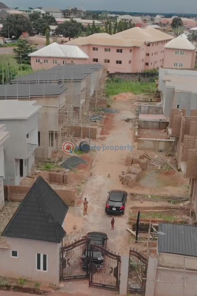 4 bedroom Duplex For Sale Banana Estate New Haven Extension Enugu Area  - 1