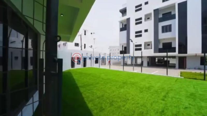 4 bedroom Maisonette For Sale Olaleye New Town Estate, Iponri Surulere Lagos - 6