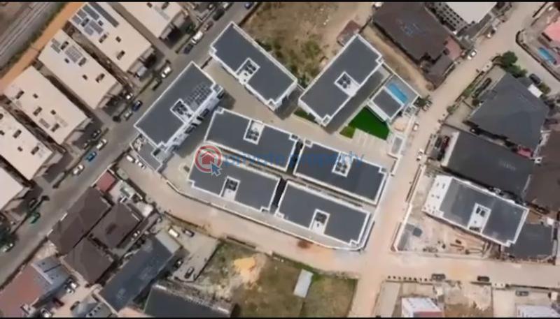 4 bedroom Maisonette For Sale Olaleye New Town Estate, Iponri Surulere Lagos - 1