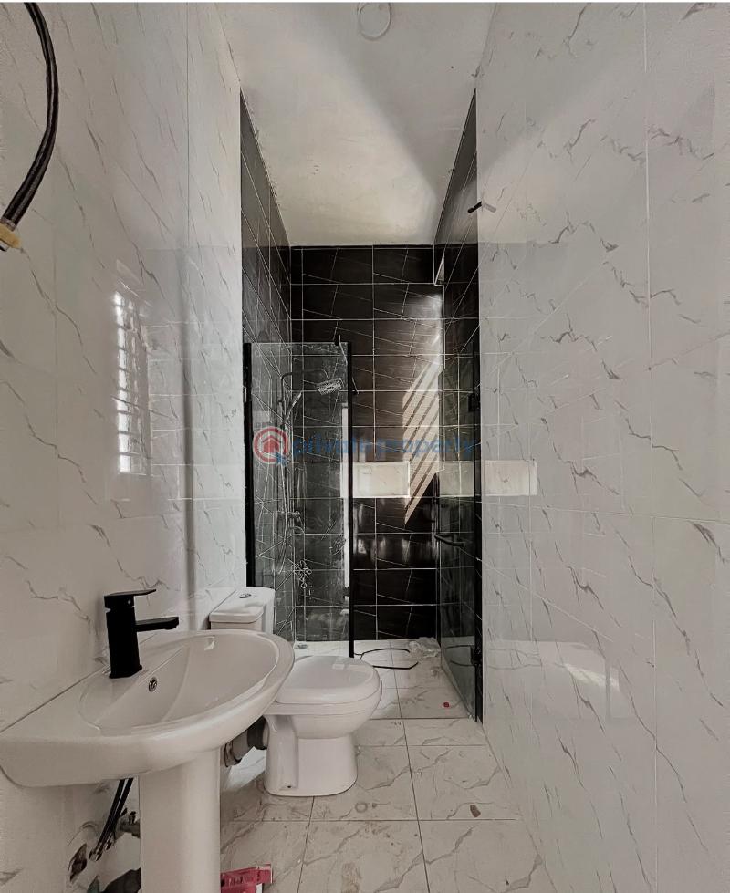 4 bedroom Maisonette For Sale Ologolo Lekki Lagos - 11