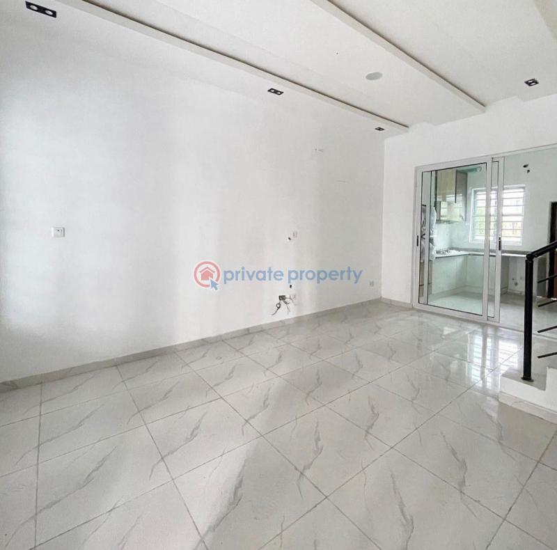 4 bedroom Maisonette For Sale Ologolo Lekki Lagos - 9