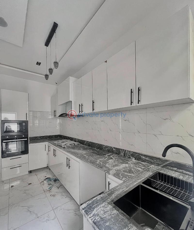 4 bedroom Maisonette For Sale Ologolo Lekki Lagos - 5