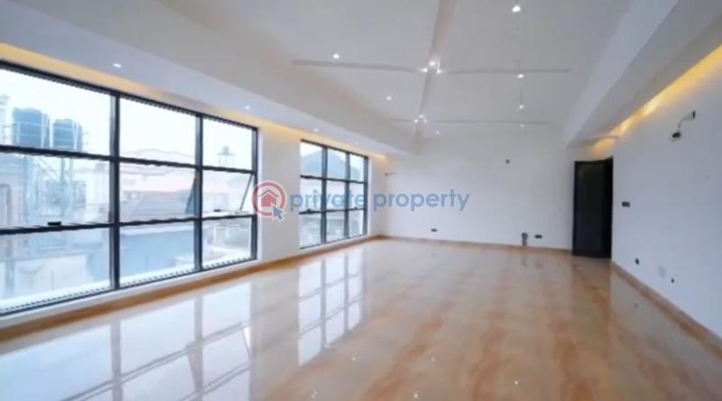 4 bedroom Maisonette For Sale Olaleye New Town Estate, Iponri Surulere Lagos - 4