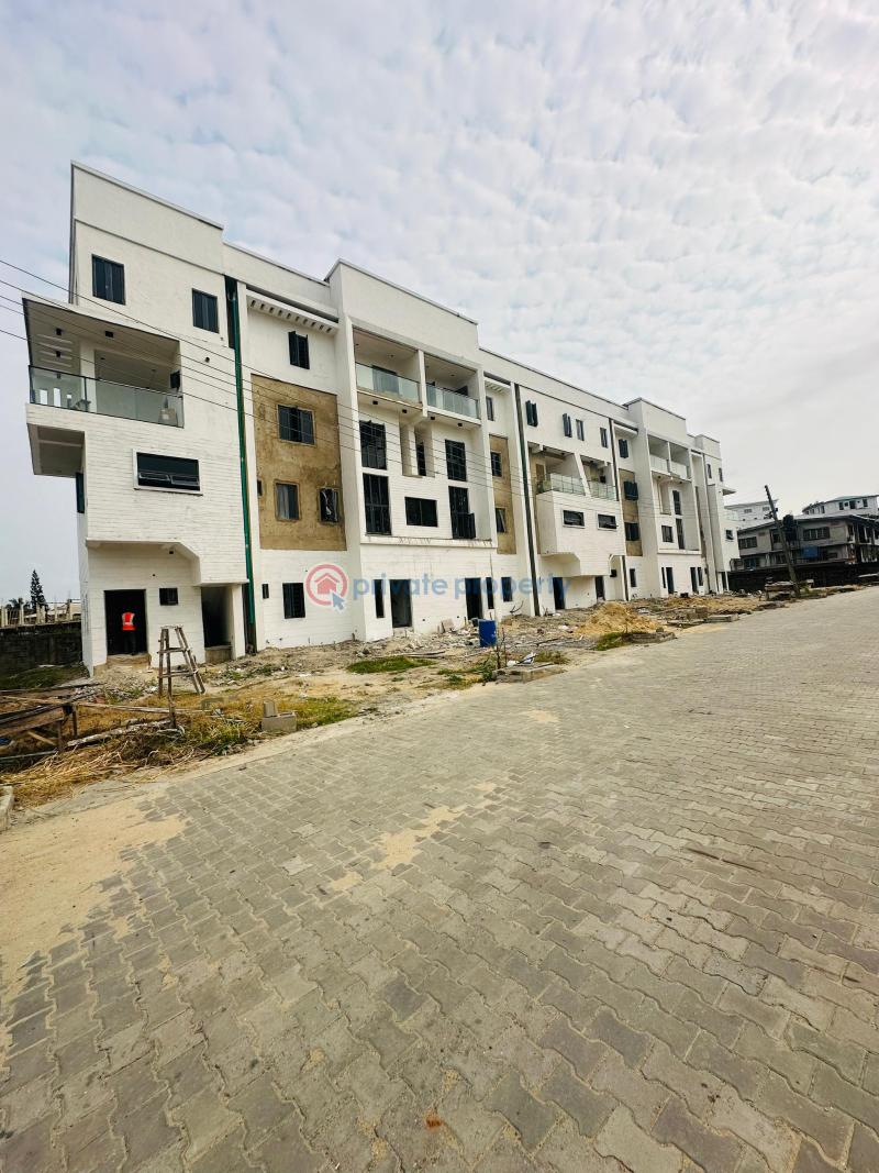 4 bedroom Maisonette For Sale Opebi Ikeja Lagos - 7