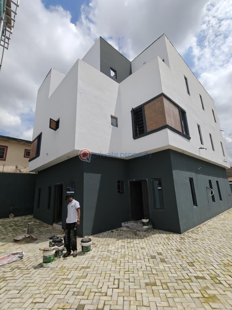 4 bedroom Flat & Apartment For Sale Anthony Village Maryland Lagos - 11