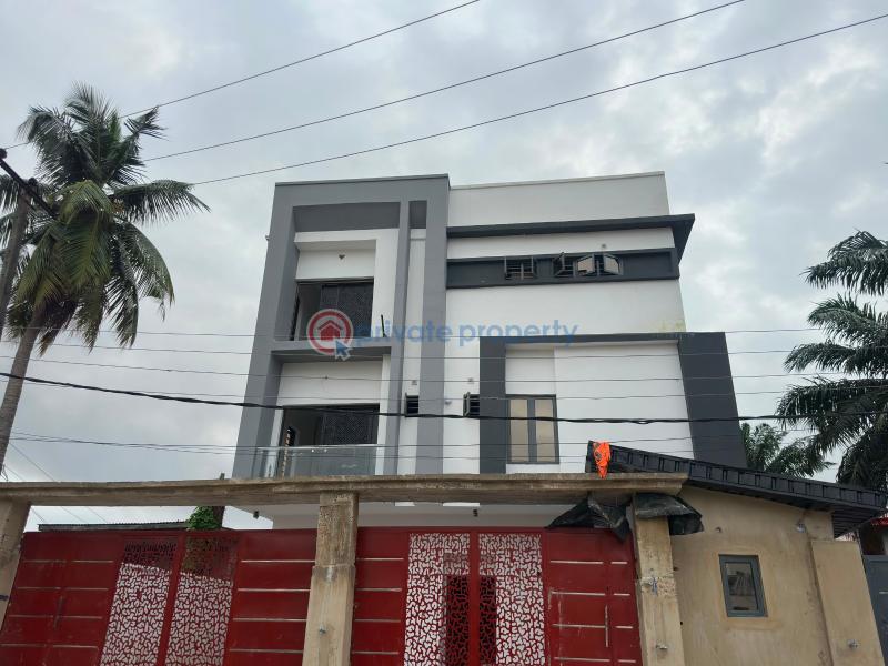 4 bedroom Flat & Apartment For Sale Surulere Lagos - 0