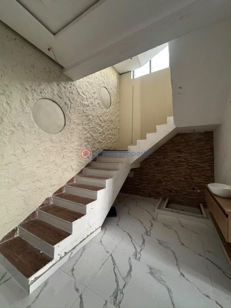 4 bedroom Semi detached Duplex For Sale Oluyole Estate, Ibadan Oluyole Estate Ibadan Oyo - 11
