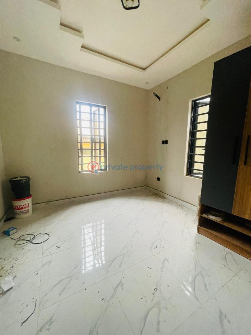 4 bedroom Semi detached Duplex For Sale Magodo GRA Phase 1 Ojodu Lagos - 2