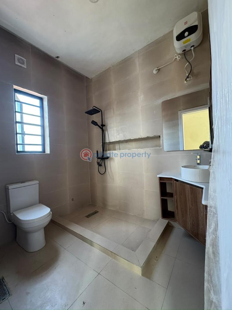 4 bedroom Semi detached Duplex For Sale Oluyole Estate, Ibadan Oluyole Estate Ibadan Oyo - 2
