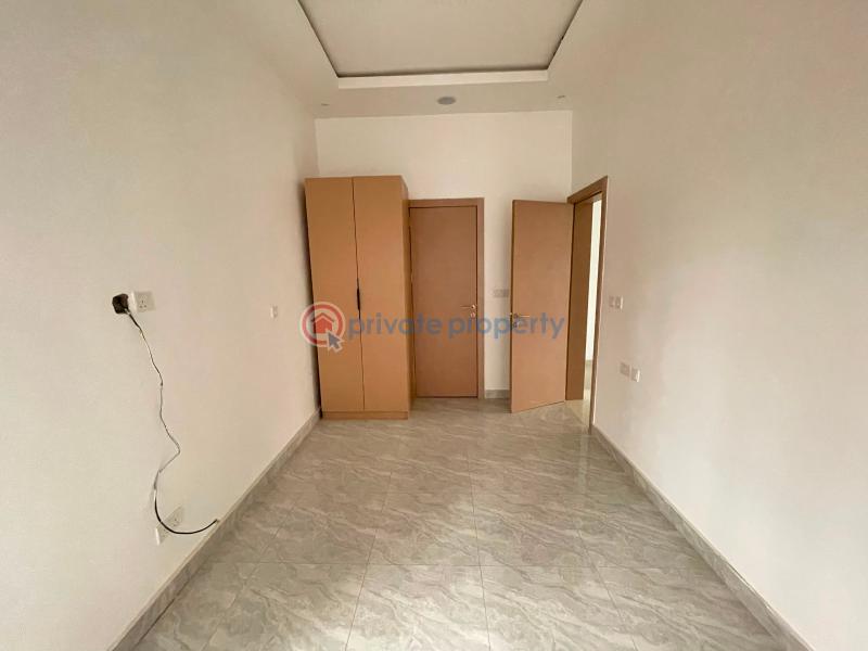 4 bedroom Flat & Apartment For Sale Surulere Lagos - 4