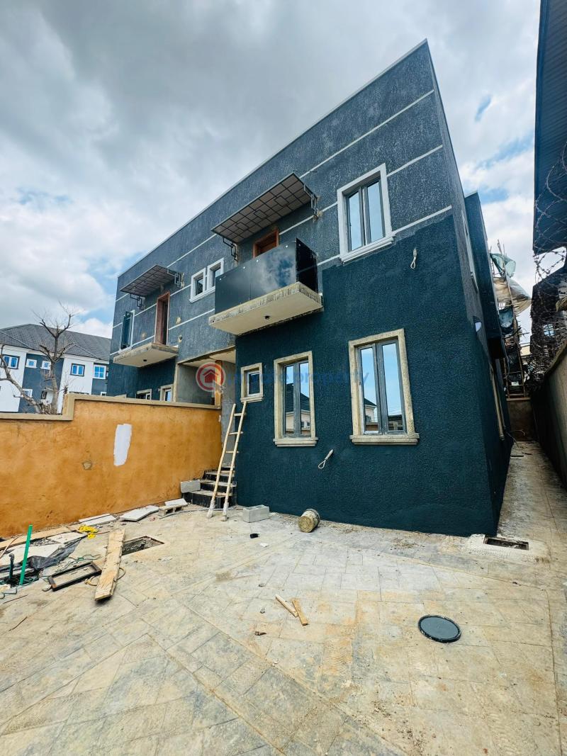 4 bedroom Semi detached Duplex For Sale Magodo Kosofe/Ikosi Lagos - 4