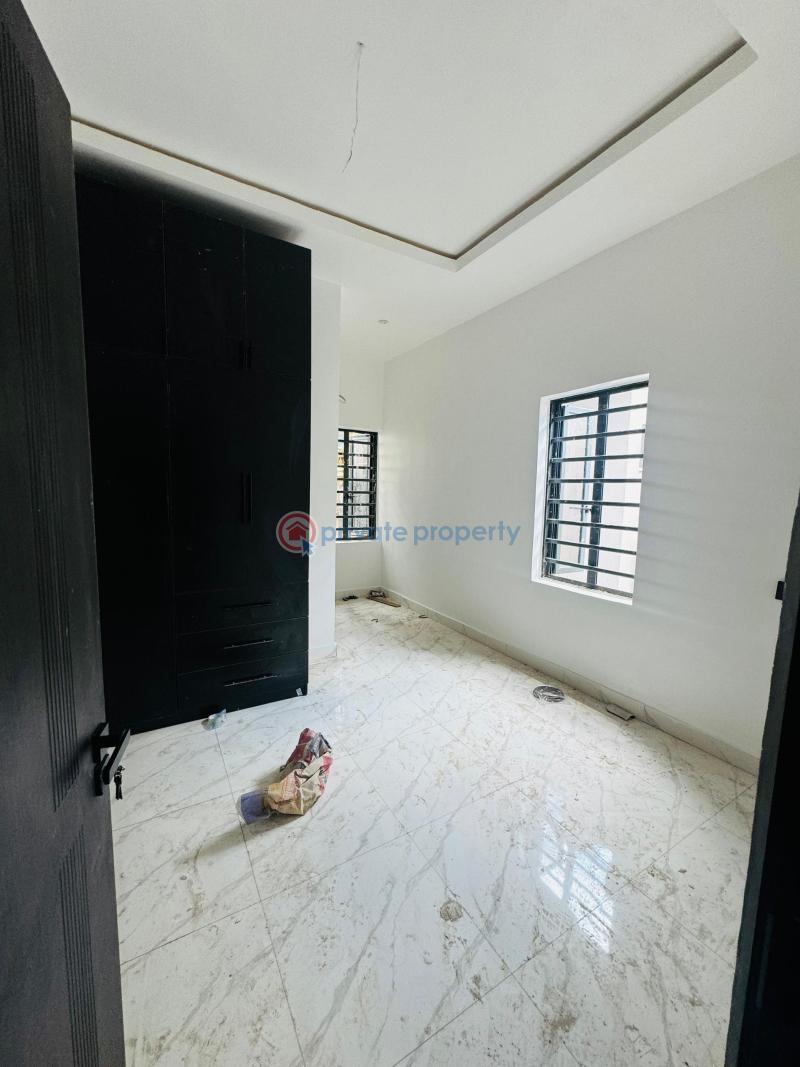 4 bedroom Semi detached Duplex For Sale Magodo Kosofe/Ikosi Lagos - 9