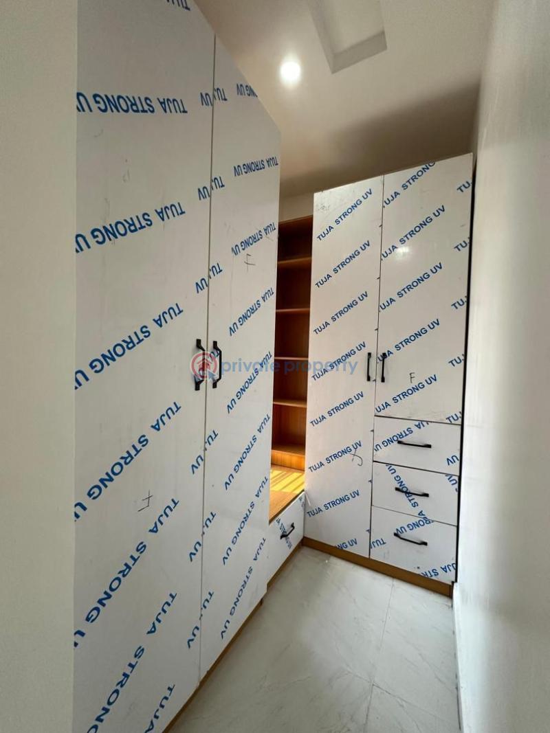 House For Rent Location: Lere Adigun Gra, Bcos Basorun, Ibadan Akobo Ibadan Oyo - 9