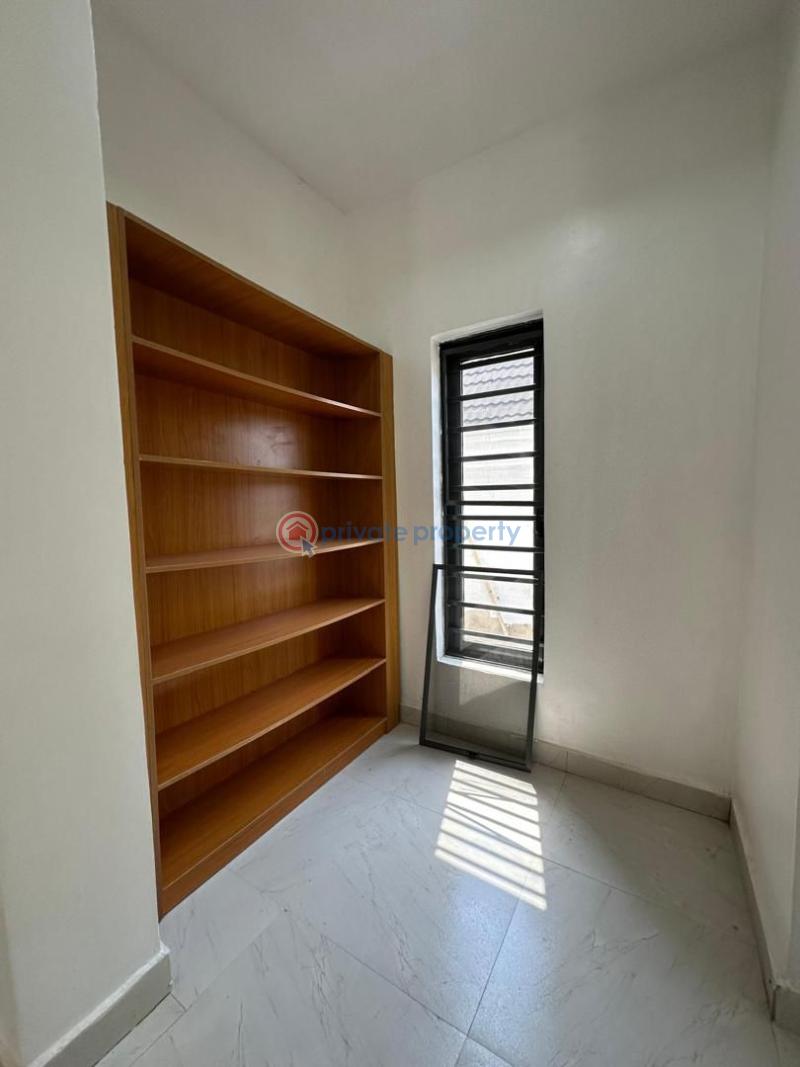 House For Rent Location: Lere Adigun Gra, Bcos Basorun, Ibadan Akobo Ibadan Oyo - 6