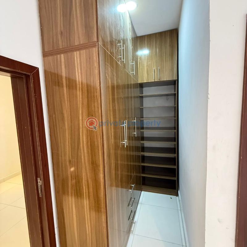 Newly built 4 bedroom semi-detached duplex, in a well secured and service estate (light is self service) - 7 4 bedroom Terraced Duplex For Sale Secure Estate At Ajah Lekki Sangotedo Ajah Lagos - 7