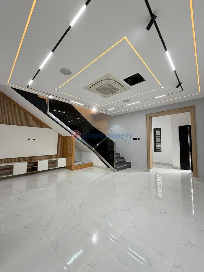 4 bedroom Detached Duplex For Sale Gbagada Lagos - 10