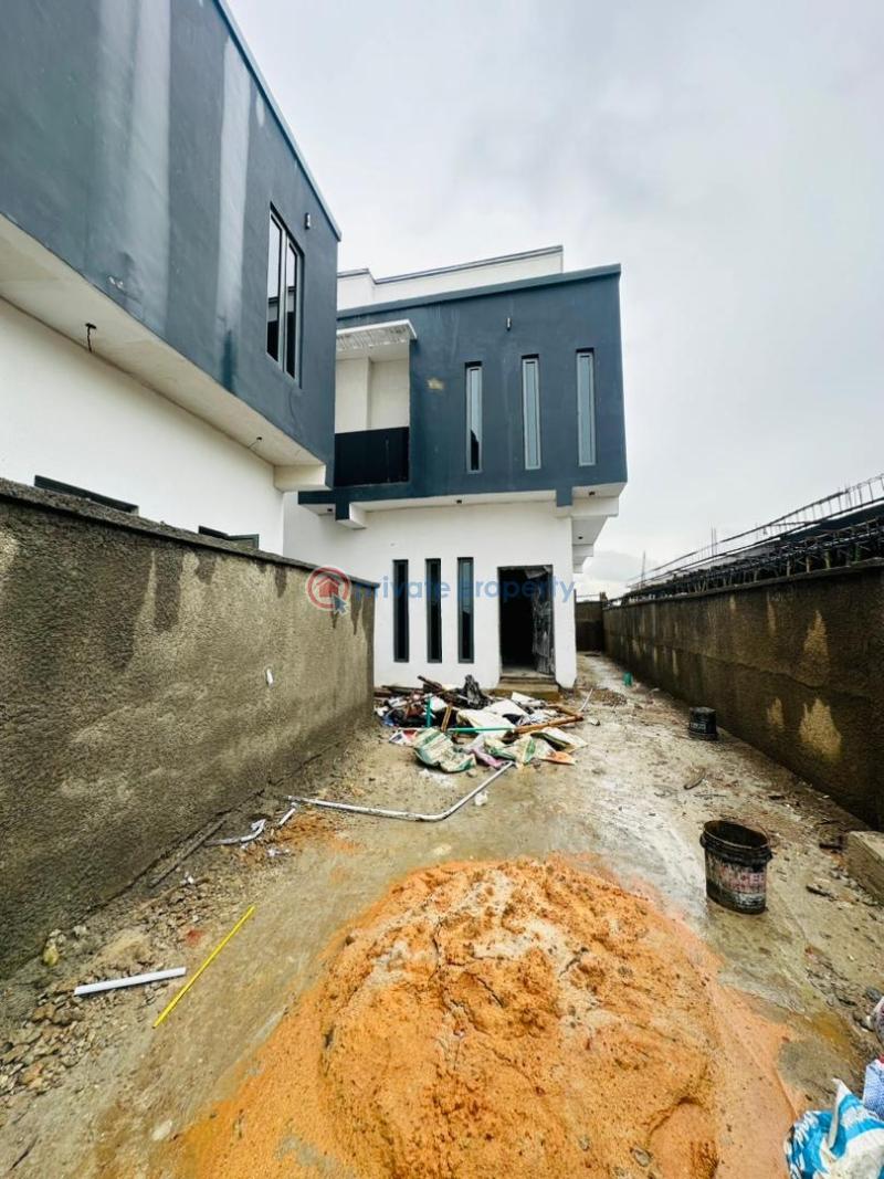4 bedroom Semi detached Duplex For Sale Maryland Lagos - 6